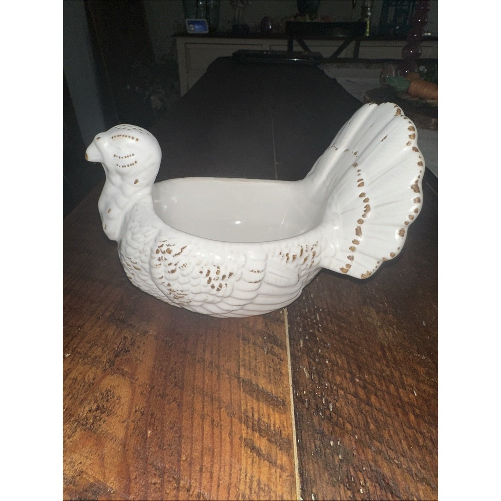 Pottery Barn Rustic Turkey Gravy Boat White Stoneware Distressed Finish